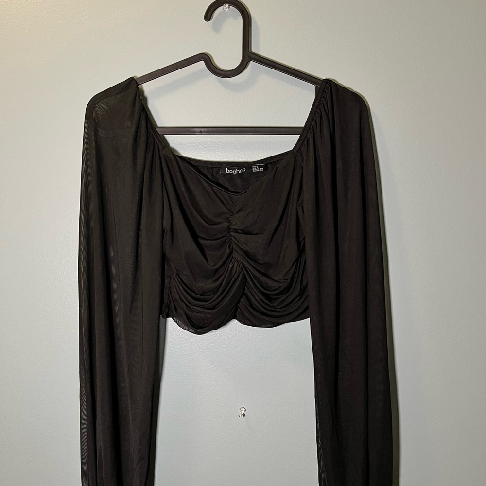 long sleeve crop top
